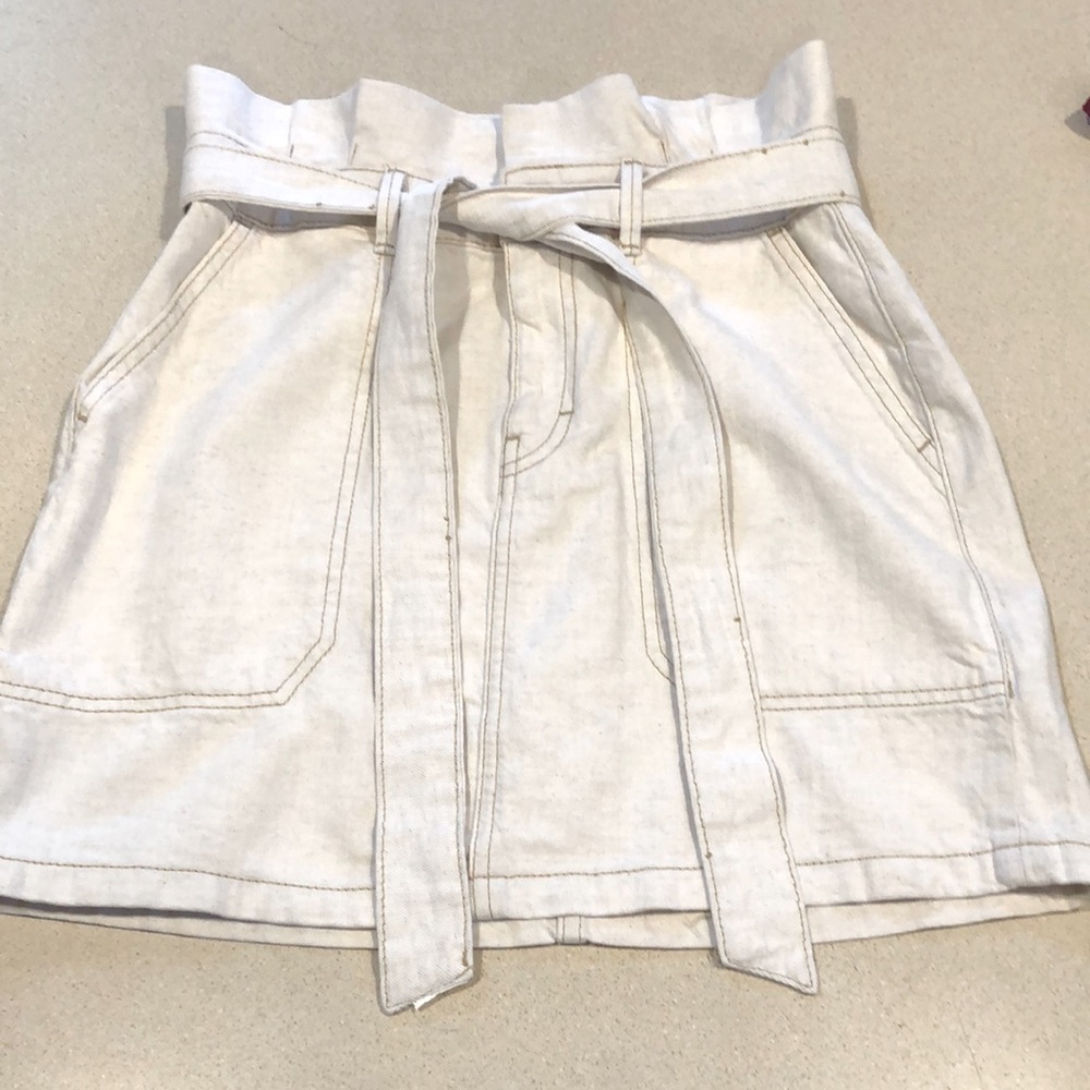 FREE PEOPLE SPLENDOR IN THE GRASS PAPER BAG WAIST DENIM SKIRT OFF WHITE SIZE 4